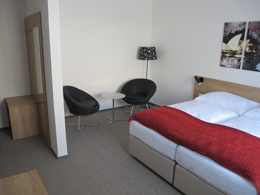 Hotel Kapitol Most Room photo